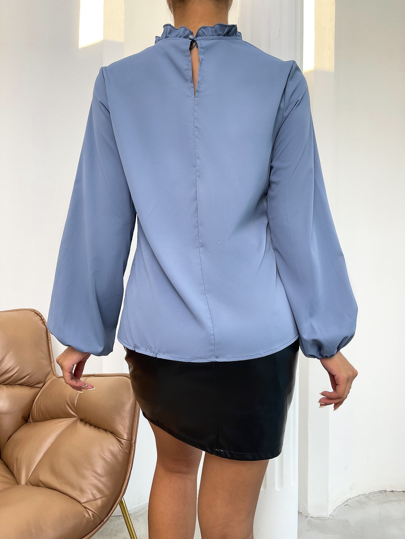 Frilled Tie Neck Lantern Sleeve Blouse