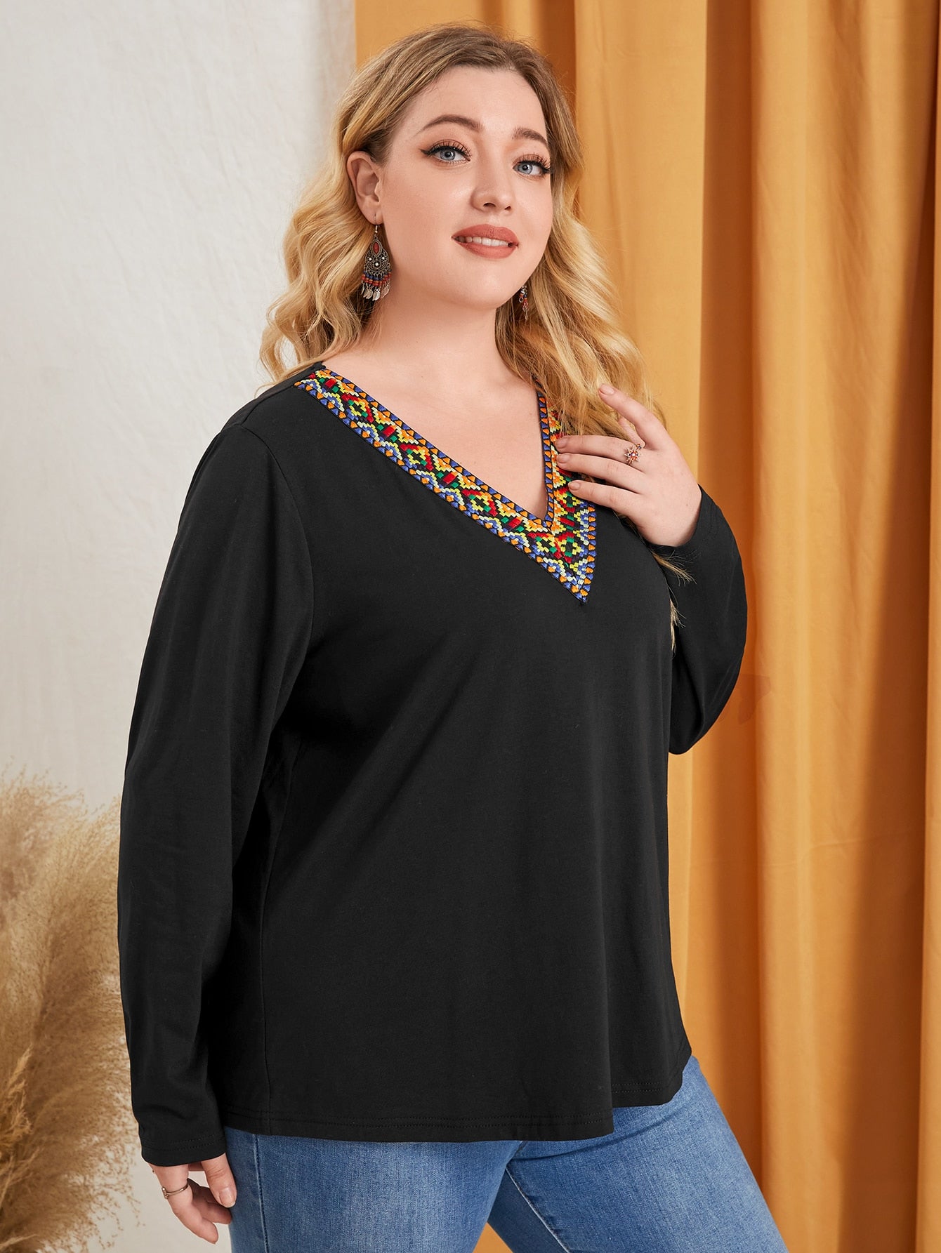 Plus Size T-shirts Producer