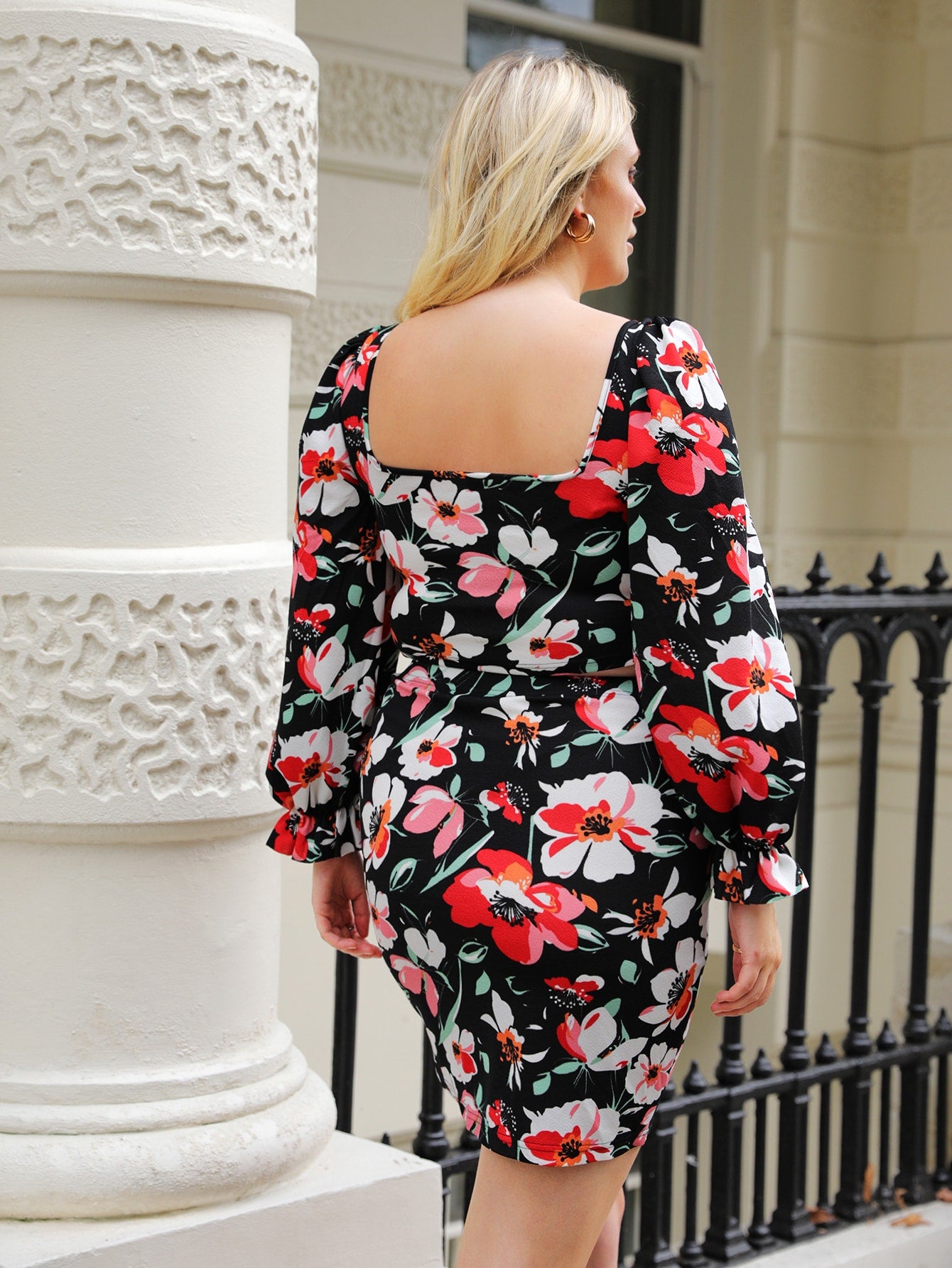 Plus Floral Print Flounce Sleeve Crop Top & Skirt