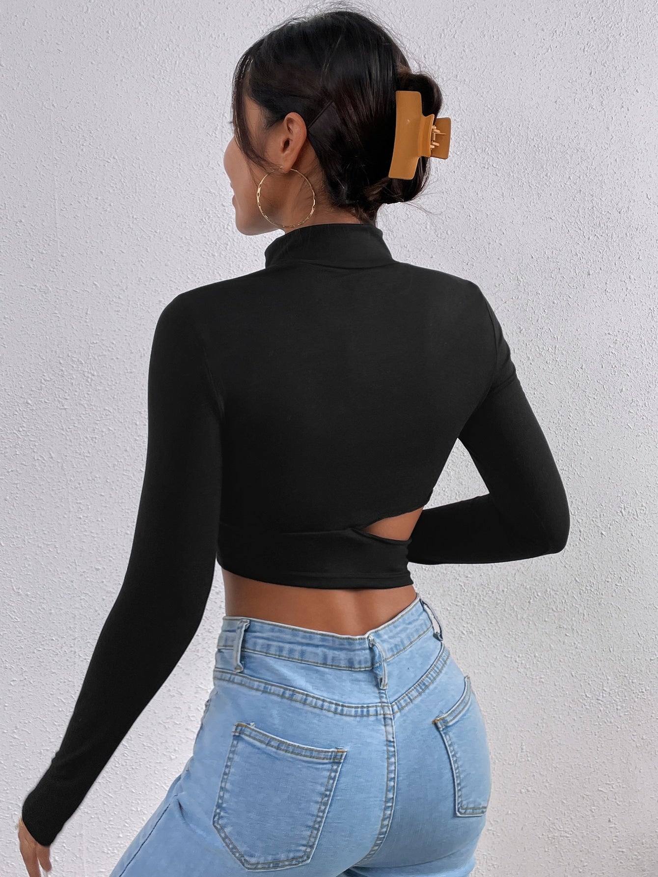 Cut Out Crop Tee