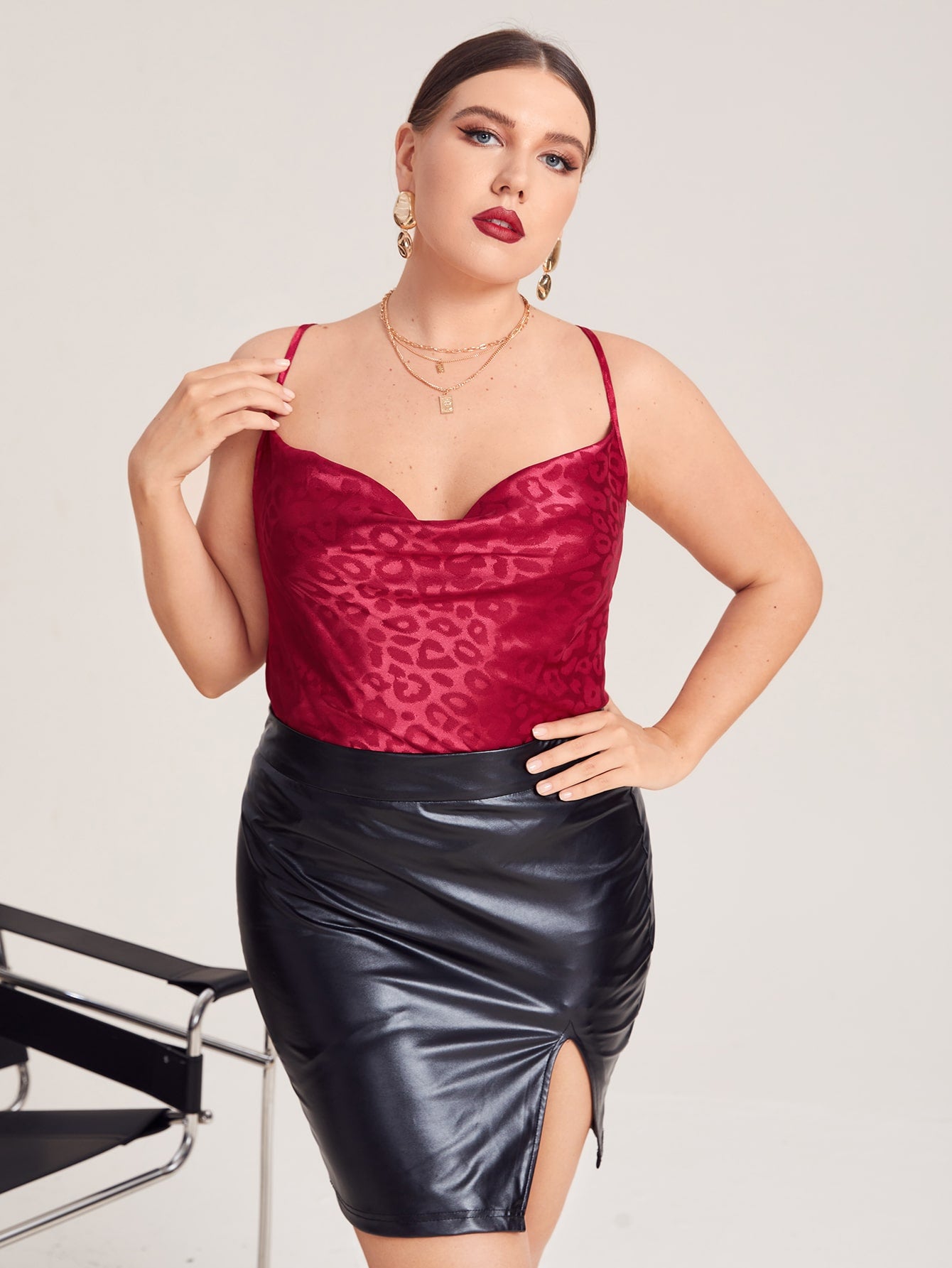 Plus Size Tank Tops & Camis Wholesalers