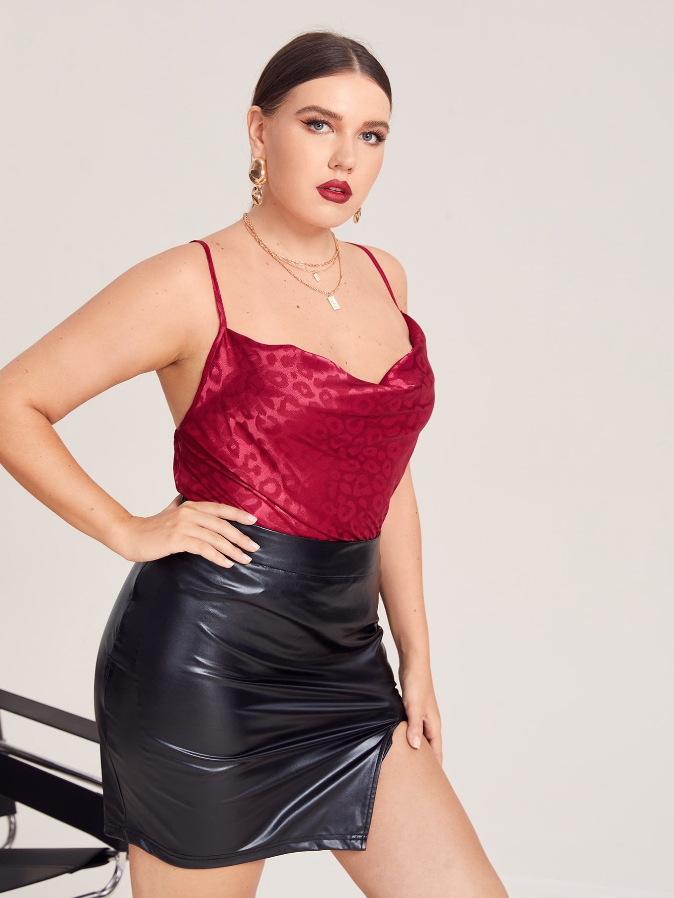 Plus Size Tank Tops & Camis Manufacturers