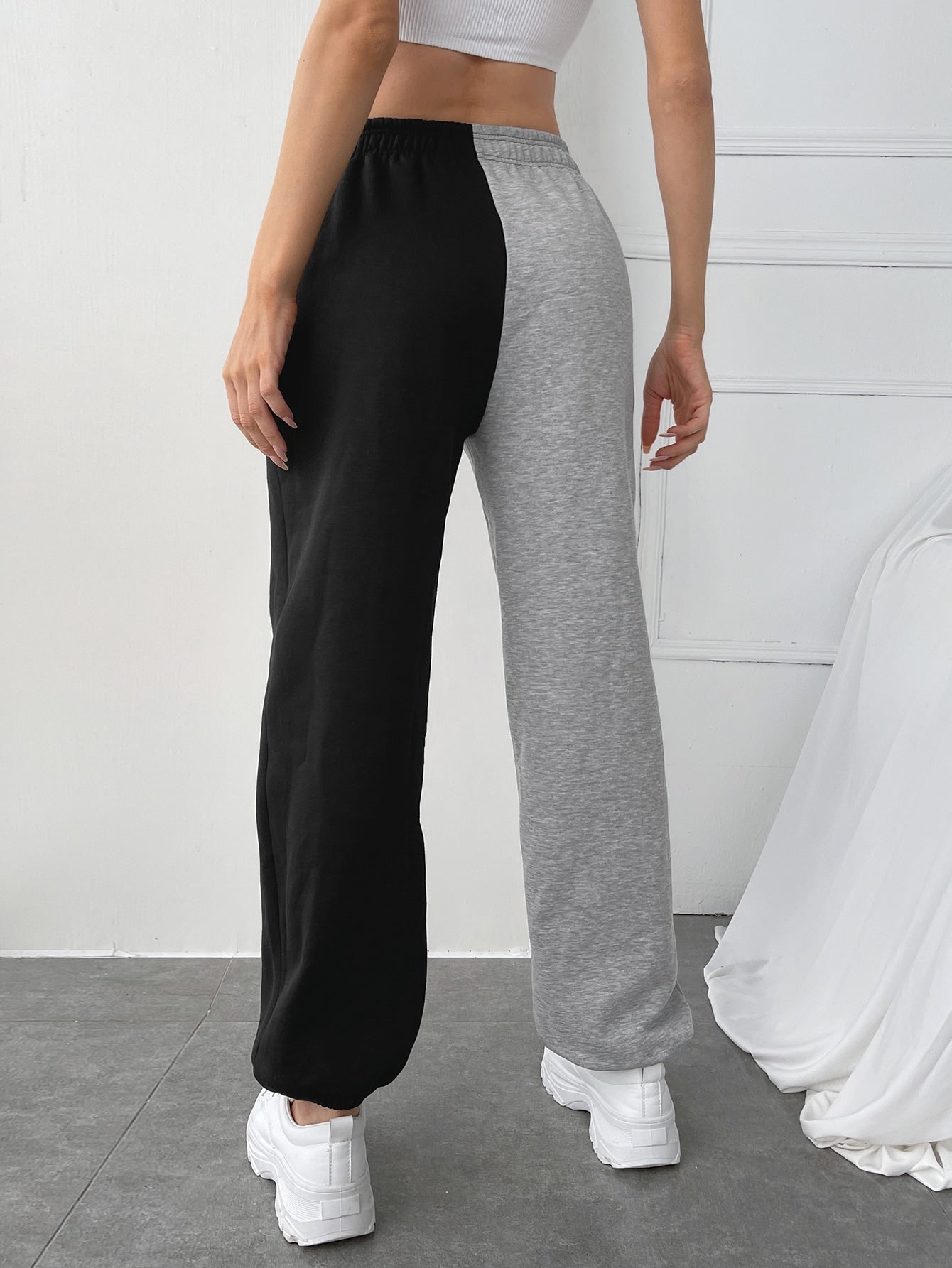 Letter Graphic Two Tone Sweatpants