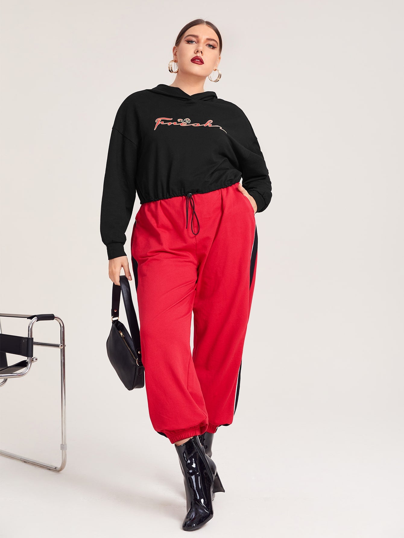 Plus Size Sweatshirts Suppliers