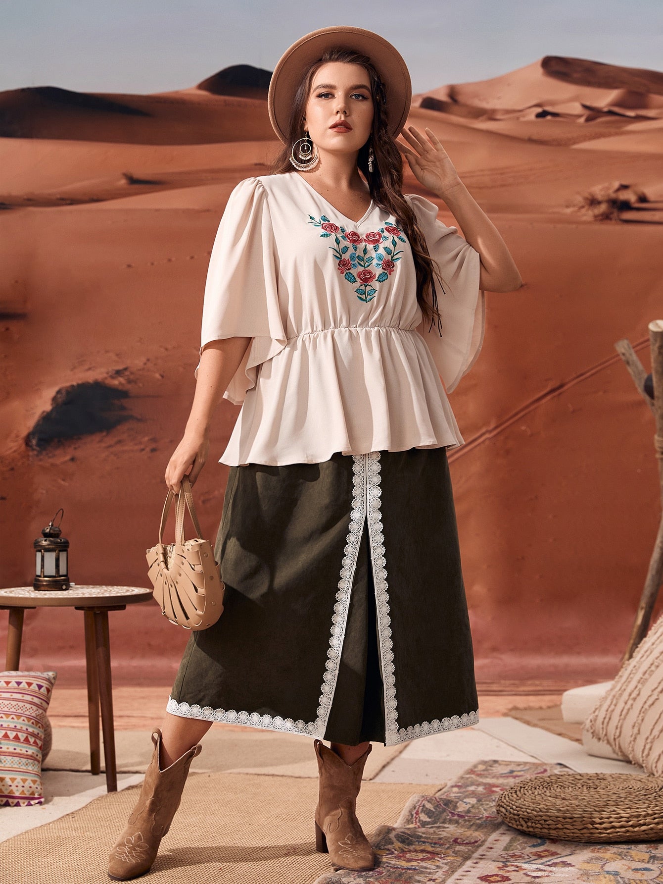 Plus Size Blouses Supplier