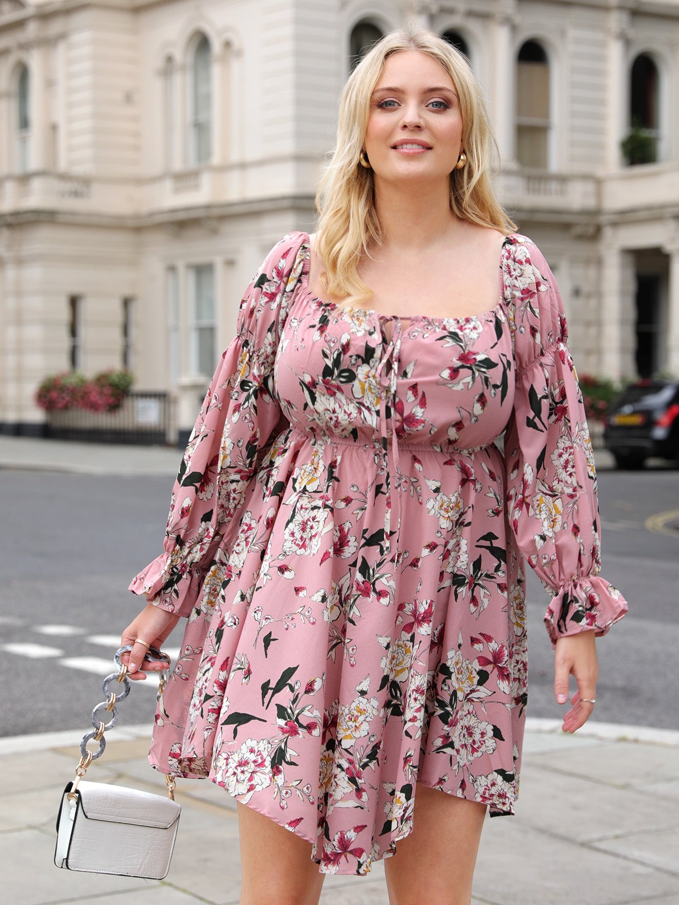 Plus Size Dresses Producer