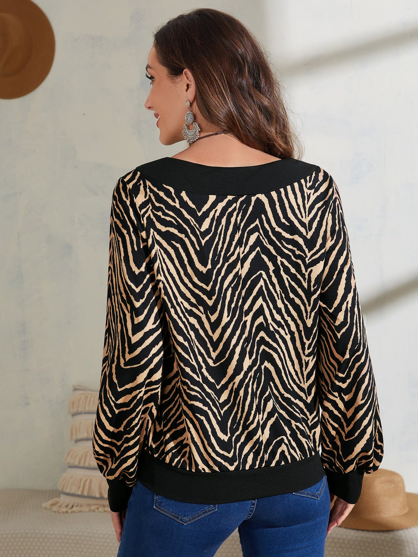 Zebra Striped Lantern Sleeve Pullover