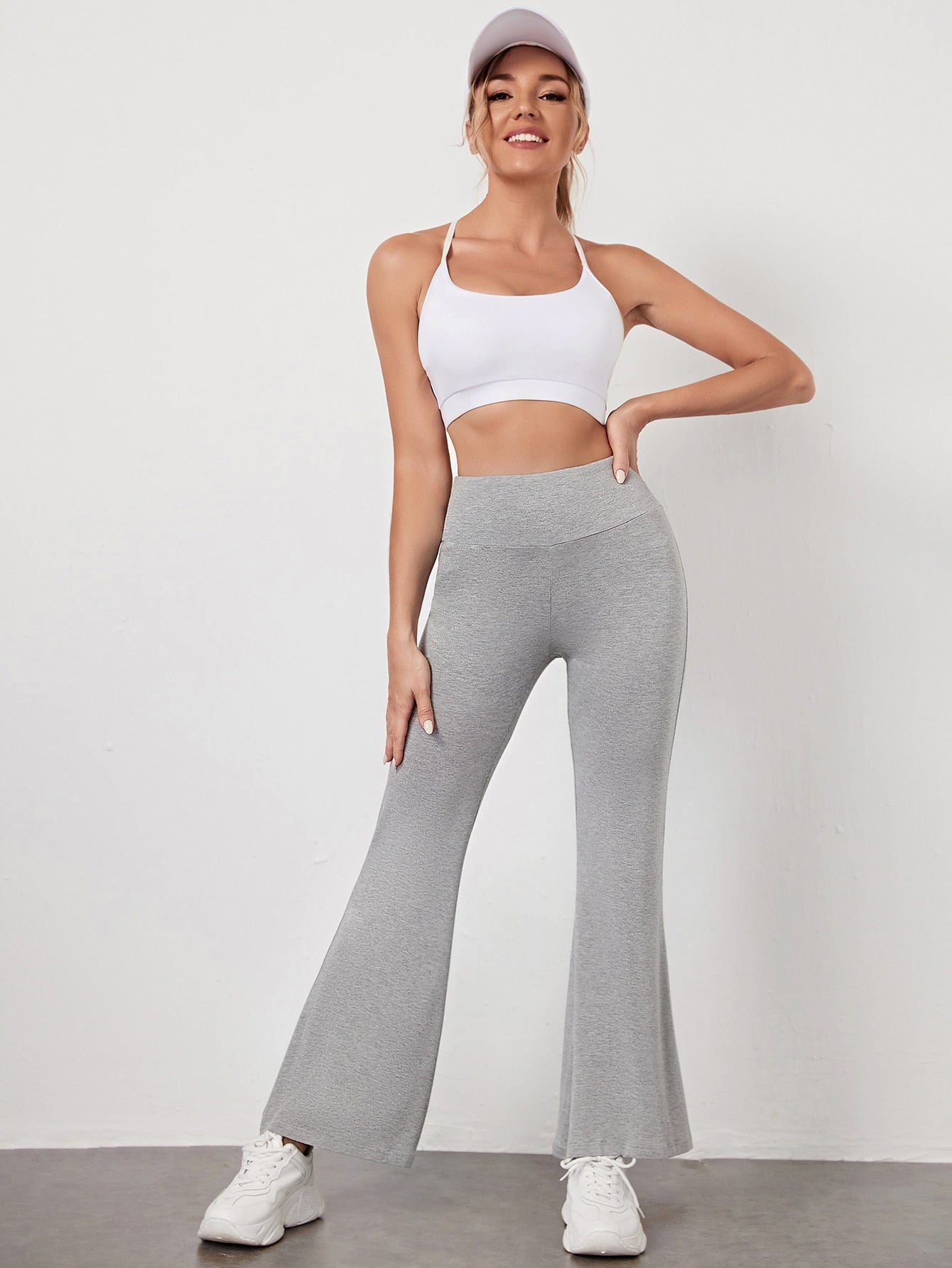 Women Sports Pants Supplier