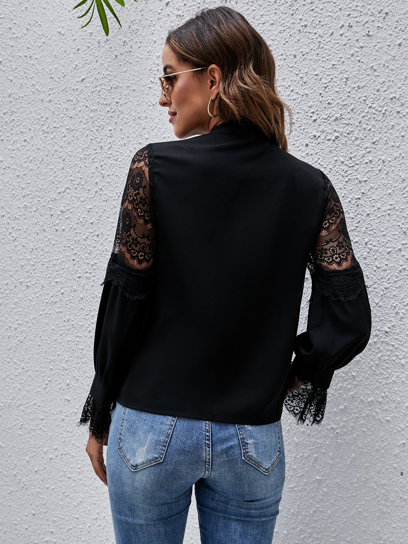 Contrast Eyelash Lace Flounce Sleeve Blouse