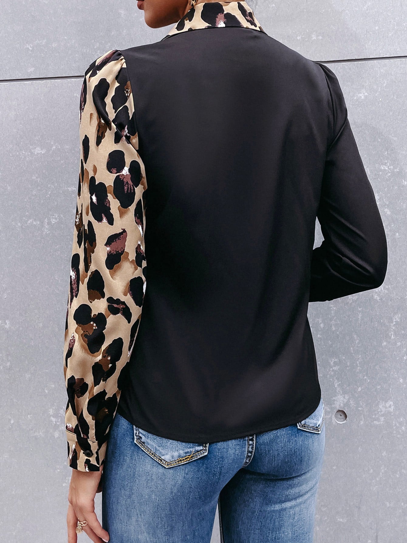 Graphic Print Button Front Blouse