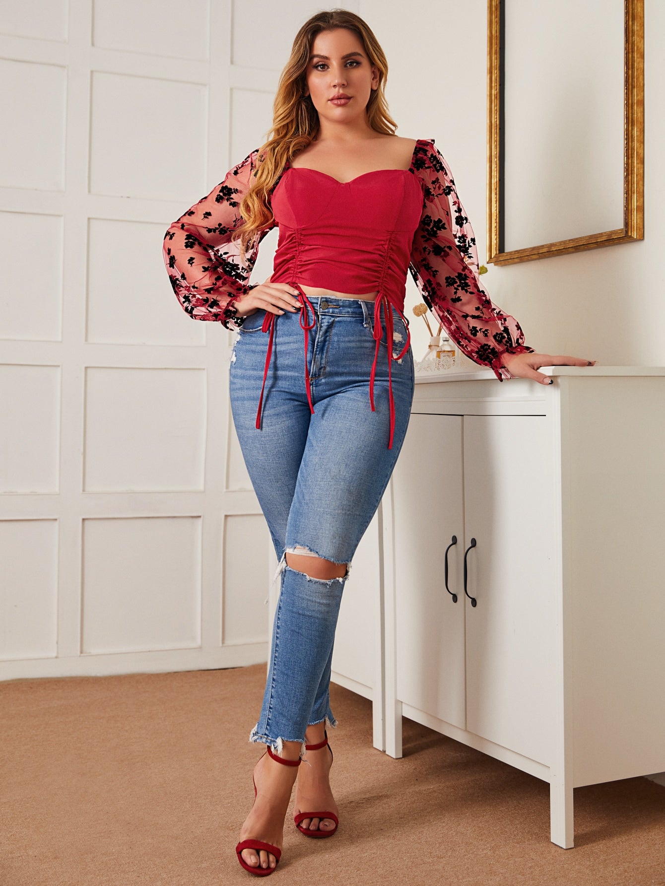 Plus Size Blouses Producer