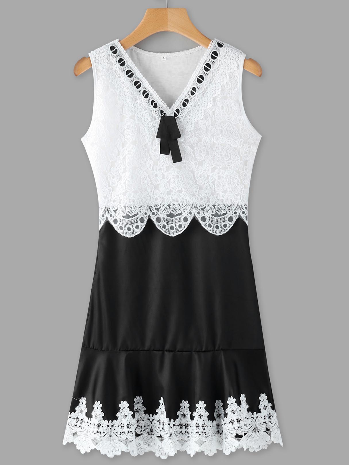 Wholesale White V-Neck Sleeveless Crochet Lace Embellished Stitching Hem Mini Dresses