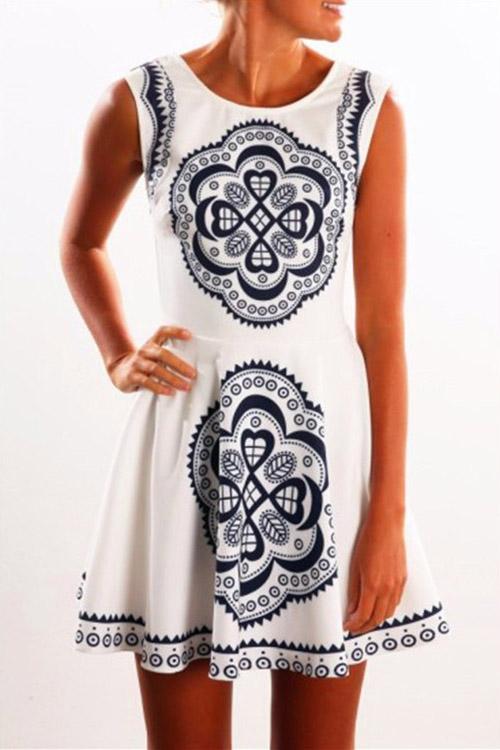 Wholesale White Sleeveless Floral Print Backless Dresses