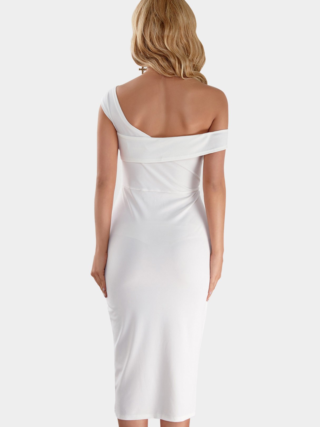 NEW FEELING Womens White Bodycon Dresses