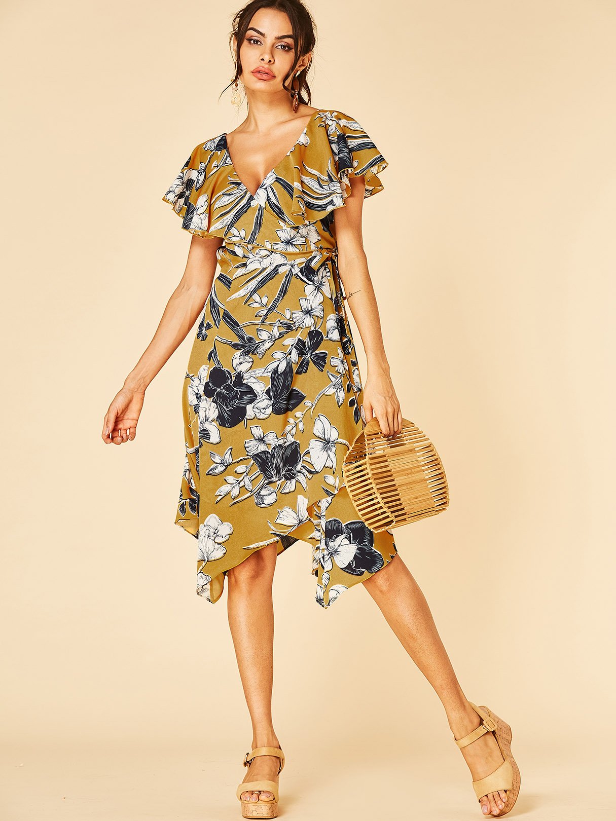 NEW FEELING Womens Yellow Floral Dresses