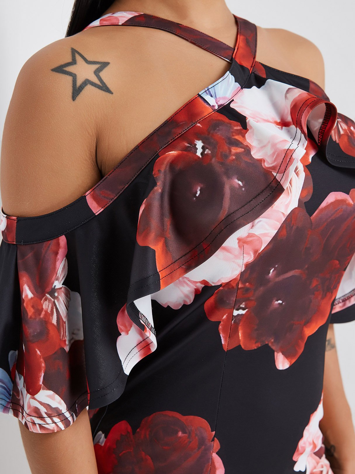 OEM ODM Dress With Long Chiffon Sleeves