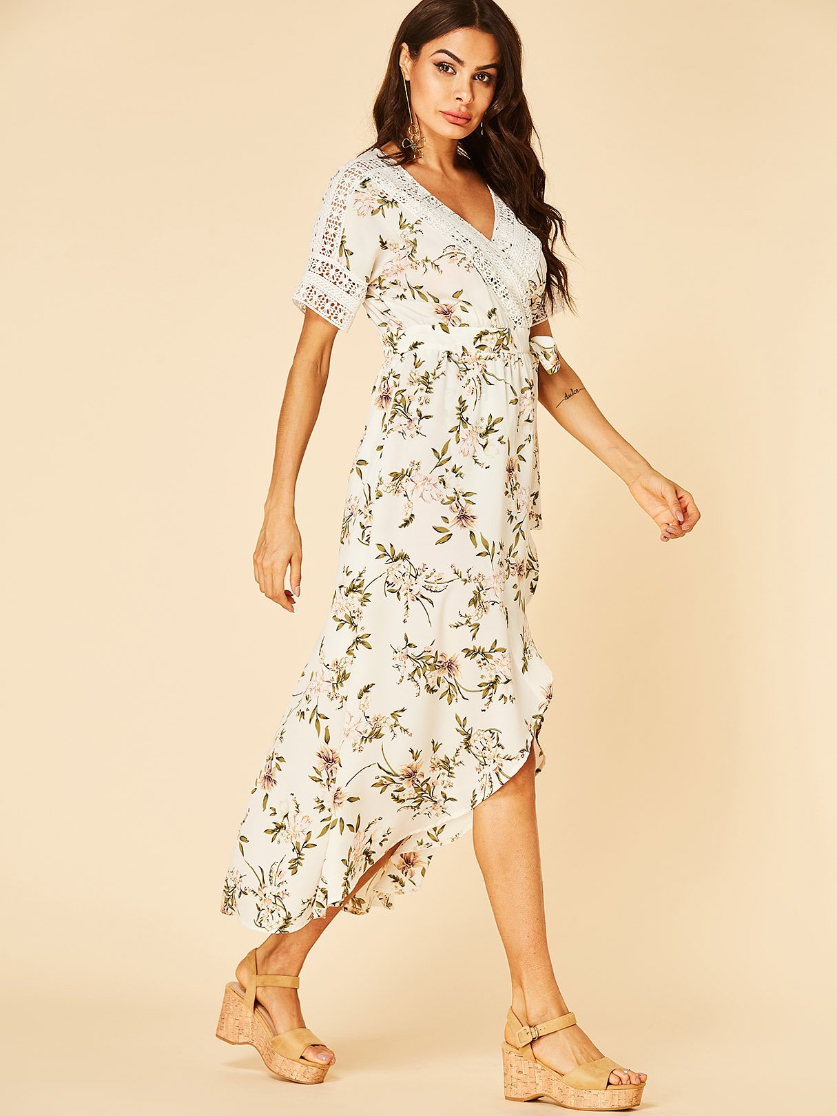 OEM Ladies White Floral Dresses