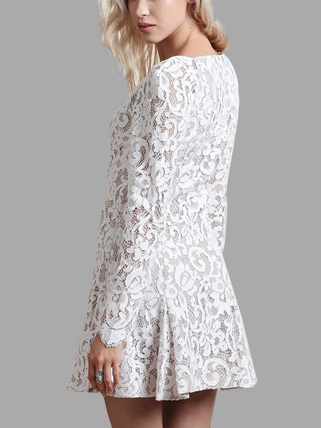 NEW FEELING Womens White V-Neck Dresses