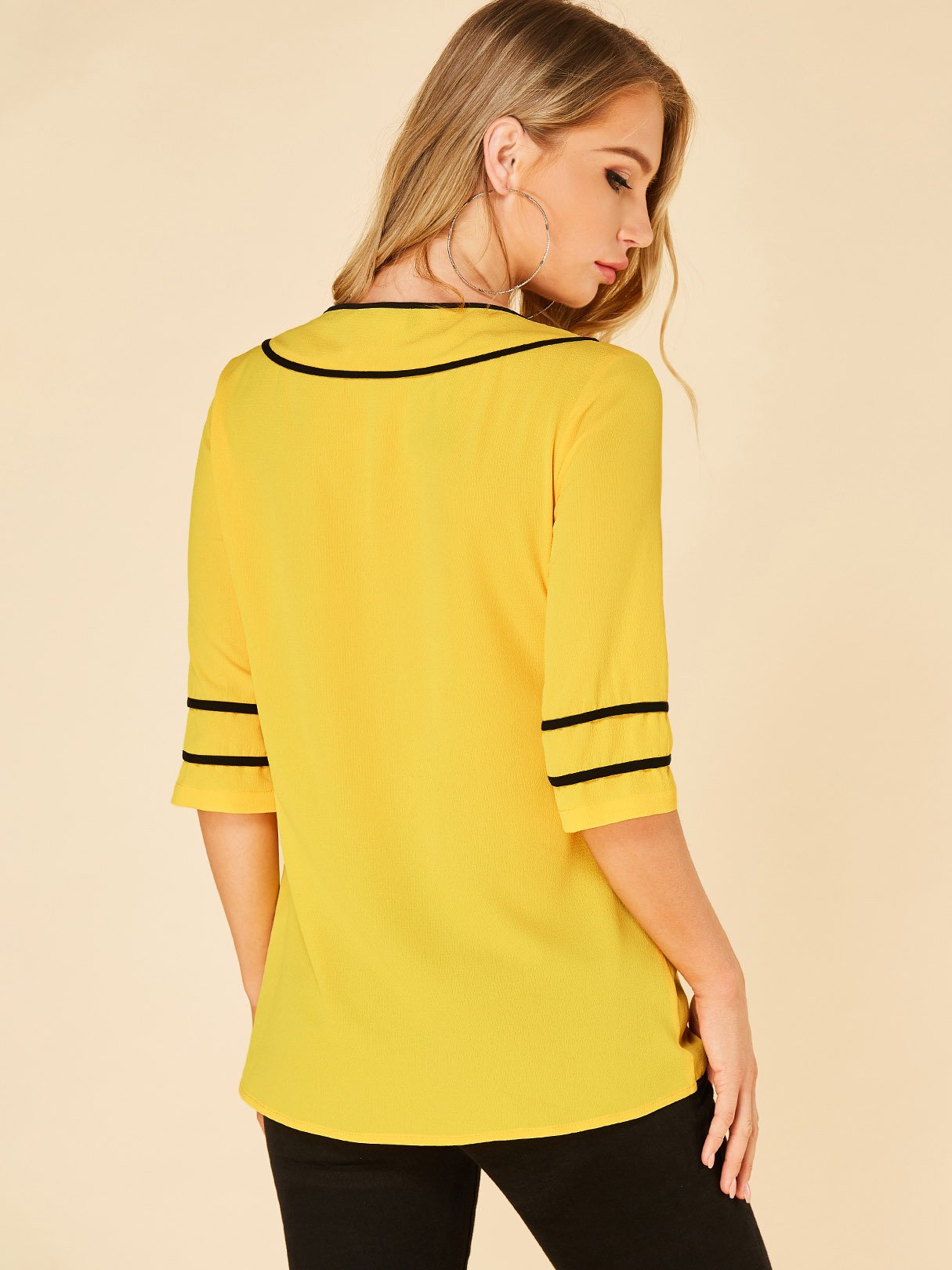 ODM Ladies Half Sleeve Blouses