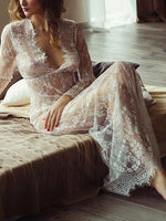 NEW FEELING Womens White V-Neck Dresses