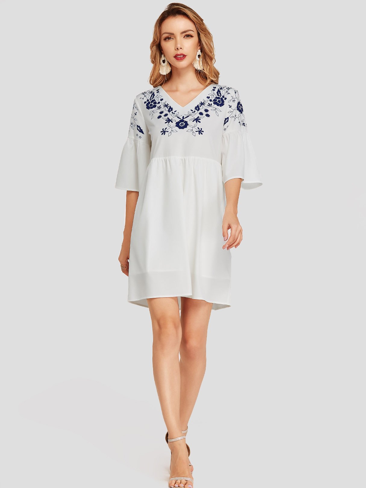NEW FEELING Womens White Floral Dresses