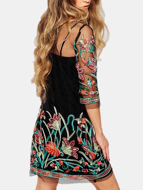 NEW FEELING Womens Black Floral Dresses