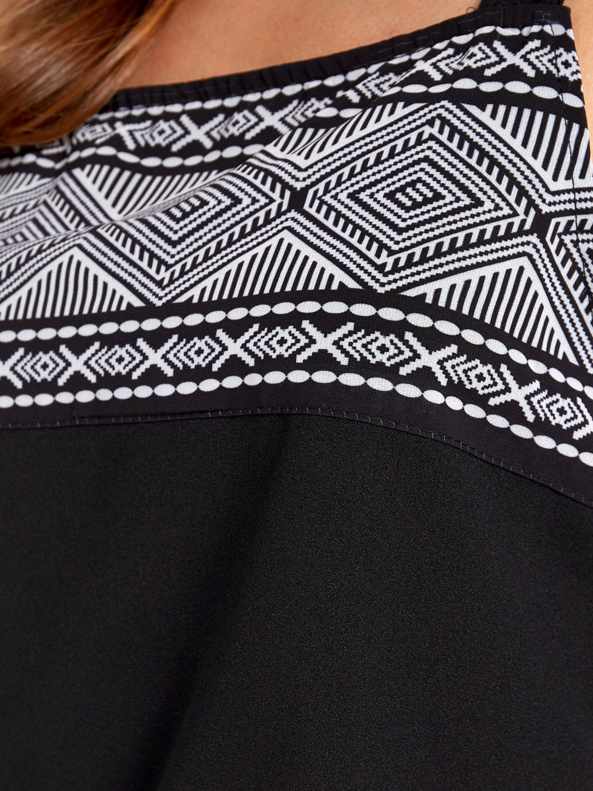 OEM ODM Ladies White Sweaters