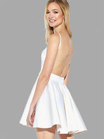 NEW FEELING Womens White Mini Dresses