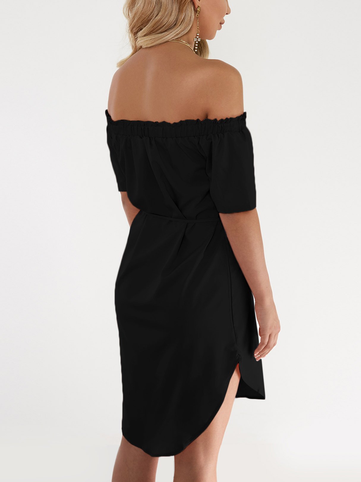 NEW FEELING Womens Black Mini Dresses