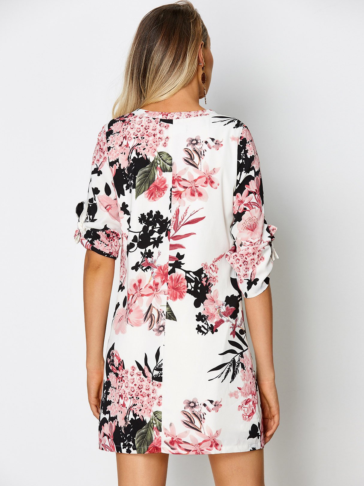 NEW FEELING Womens White Mini Dresses