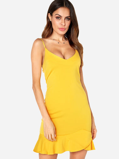 Wholesale Yellow V-Neck Sleeveless Plain Flounced Hem Dresses