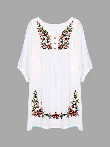 Wholesale White V-Neck Half Sleeve Embroidered Dresses