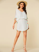 NEW FEELING Womens White V-Neck Dresses