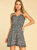 Wholesale V-Neck Sleeveless Flounced Hem Dresses