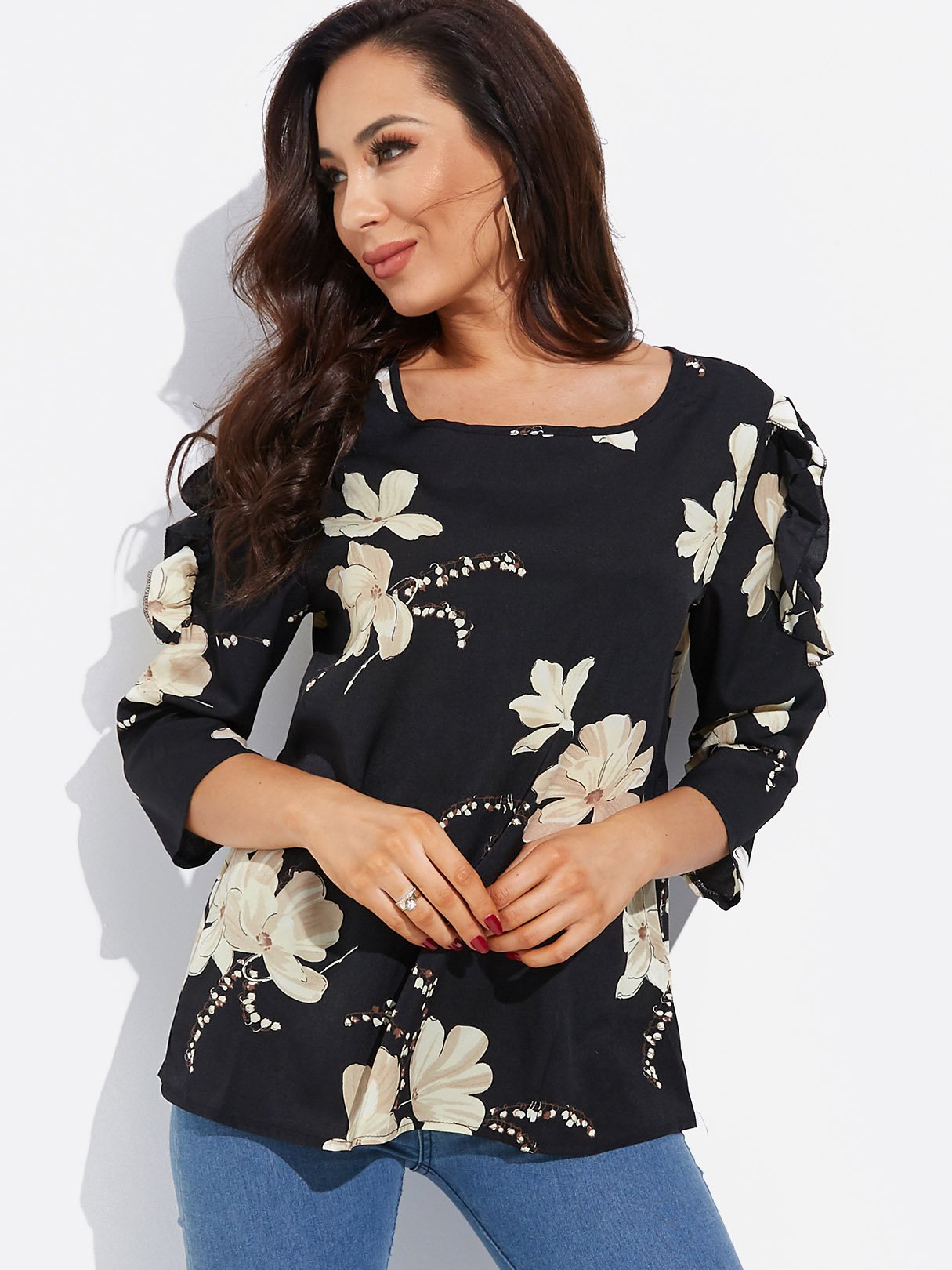 Wholesale Round Neck Floral Print Long Sleeve Blouses
