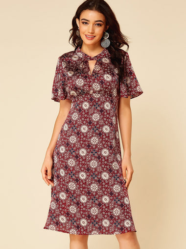 Wholesale Burgundy Round Neck Short Sleeve Geometrical Tribal Print Cut Out Casual Dress