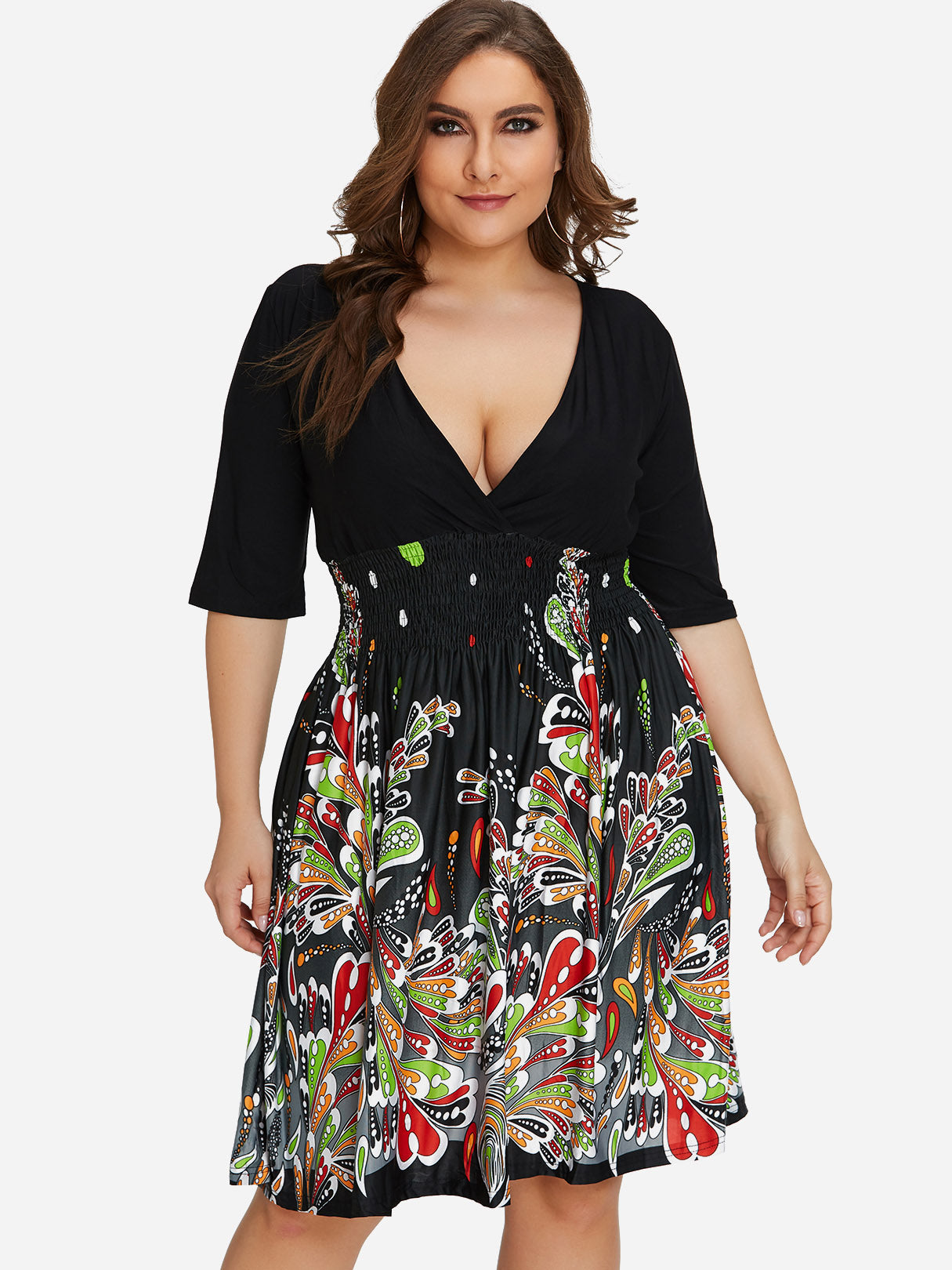 Wholesale V-Neck Floral Print Pleated Half Sleeve Black Plus Size Dress