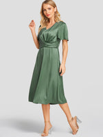 OEM Ladies Green V-Neck Dresses