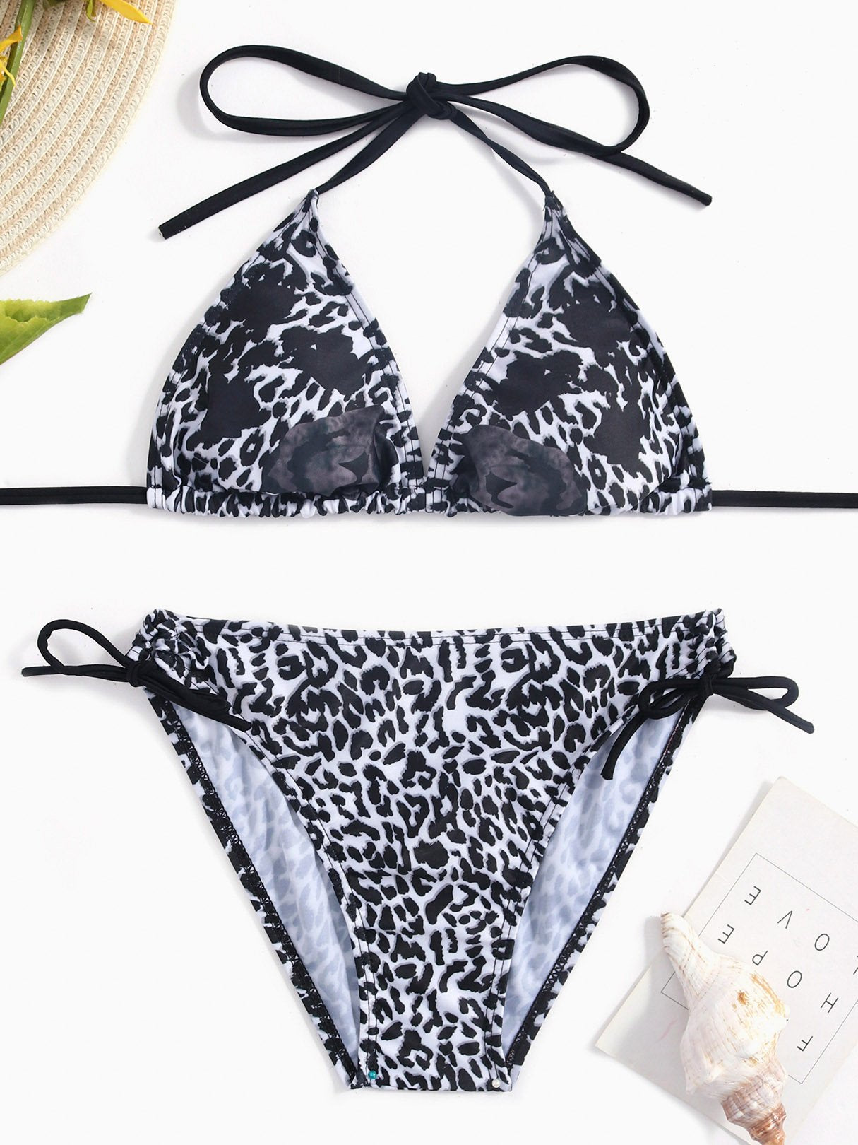 Wholesale Halter Sleeveless Leopard Wireless Two Piece Bikinis