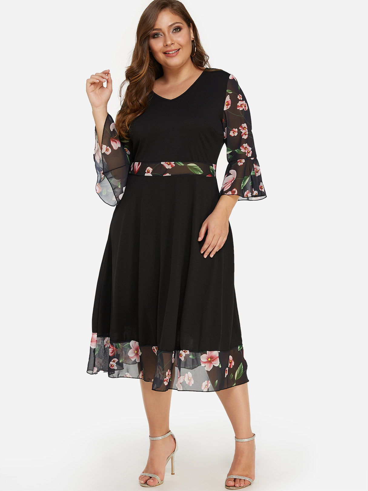 Wholesale V-Neck Floral Print Long Sleeve Flounced Hem Plus Size Dresses