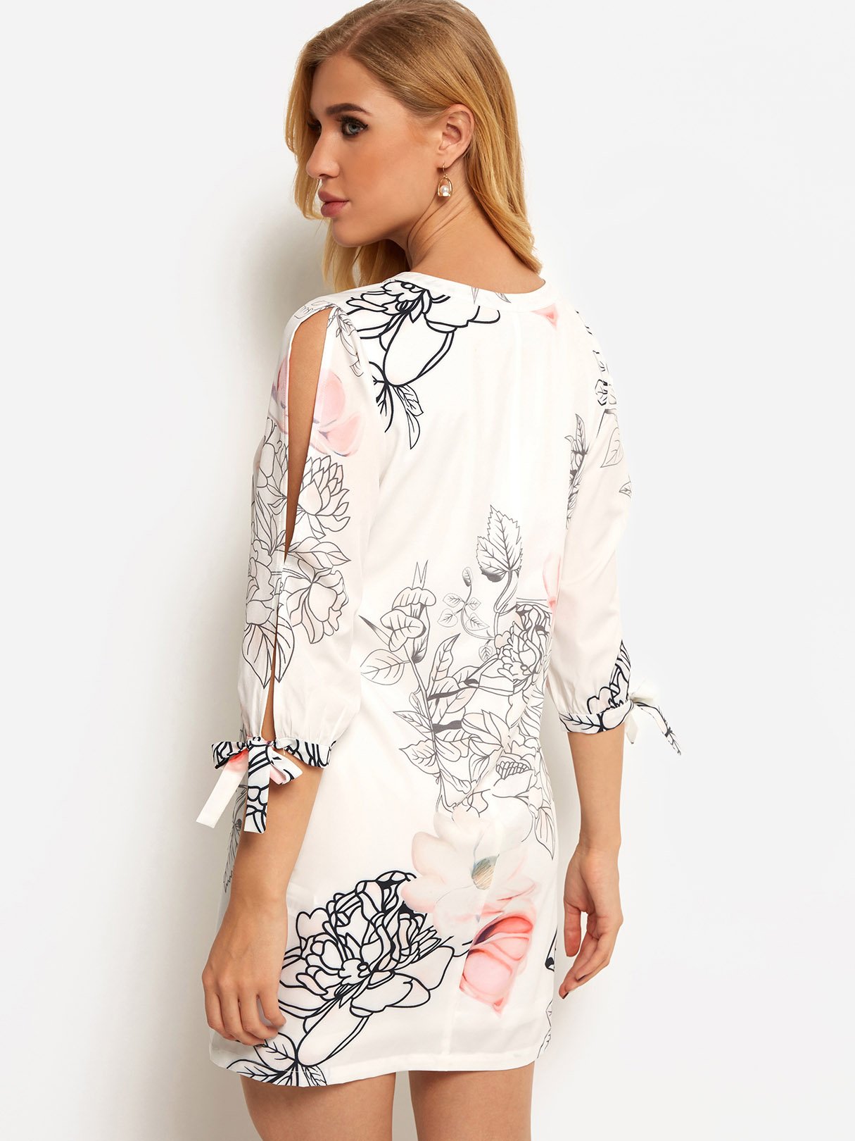 NEW FEELING Womens White Mini Dresses