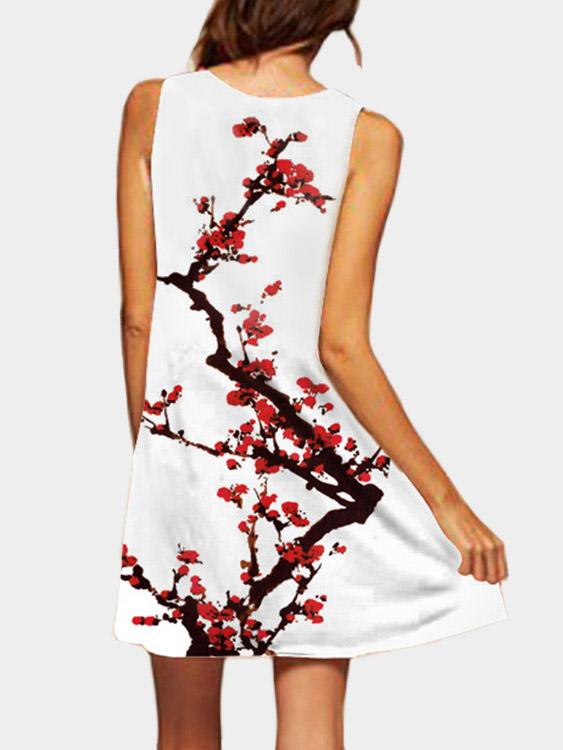 NEW FEELING Womens White Floral Dresses