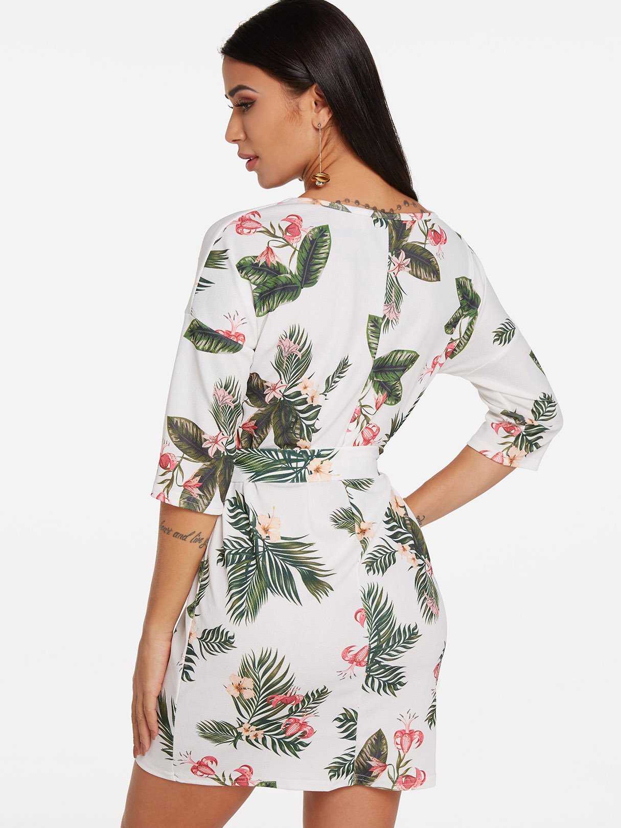 NEW FEELING Womens White Mini Dresses