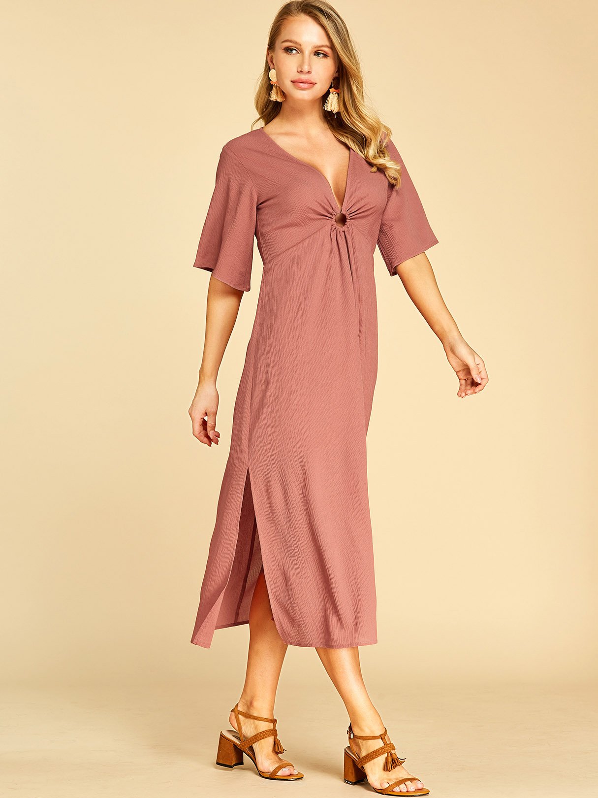NEW FEELING Womens Red V-Neck Dresses