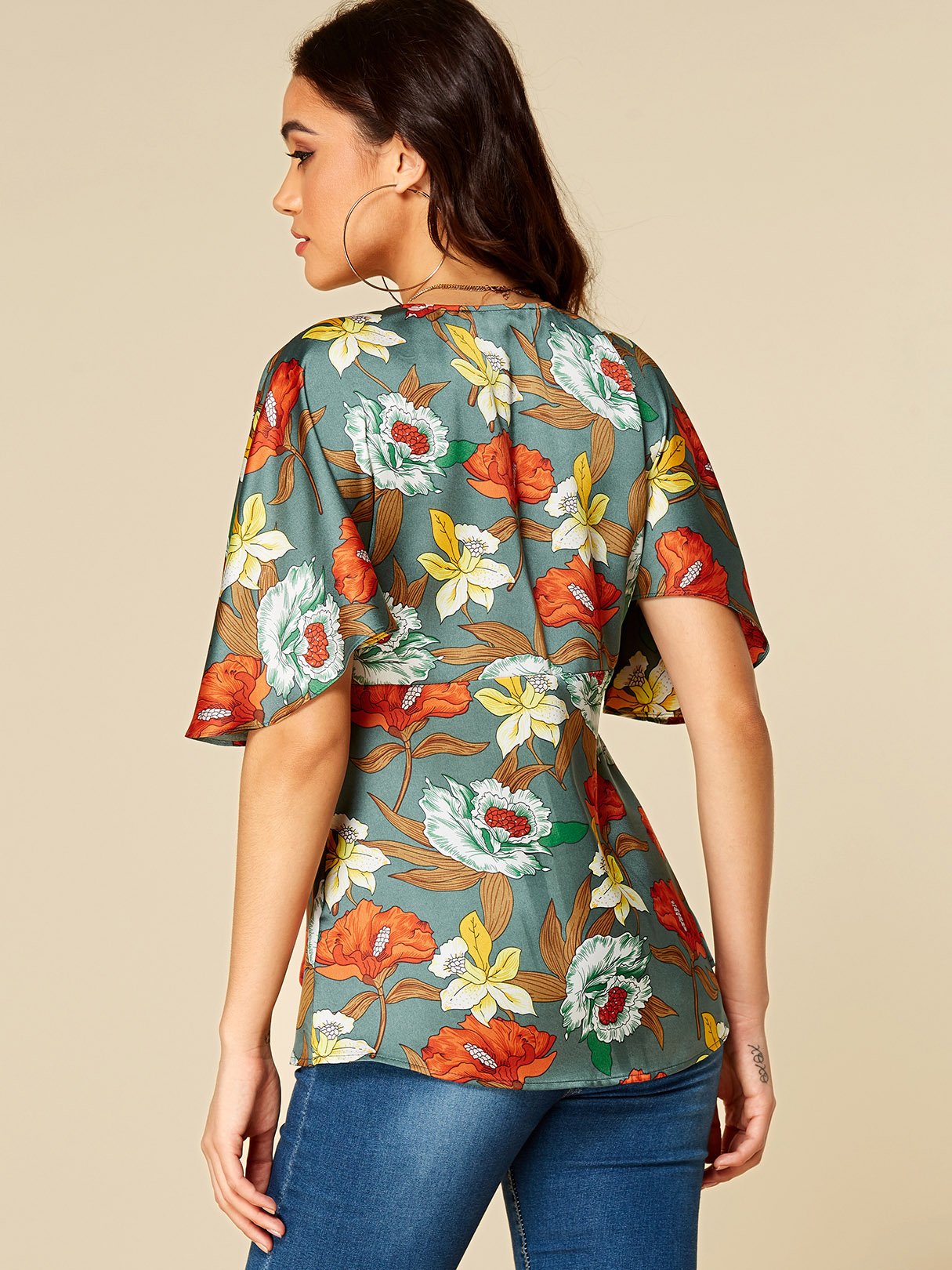 ODM Ladies Half Sleeve Blouses